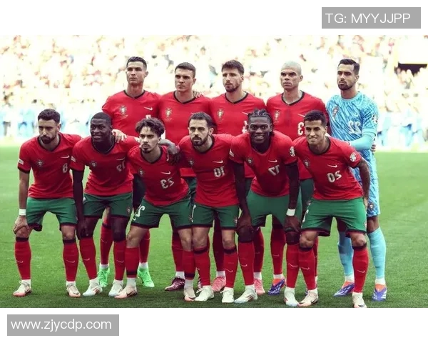 葡萄牙足球明星如何在国际赛场上展现个人魅力与团队精神